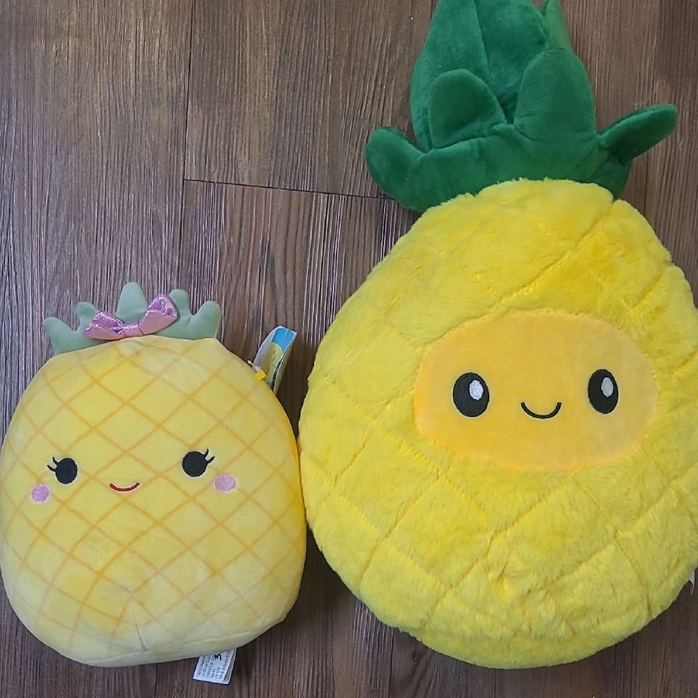 Squishmallows Pineapple‎ Pair - Yellow and Green new.